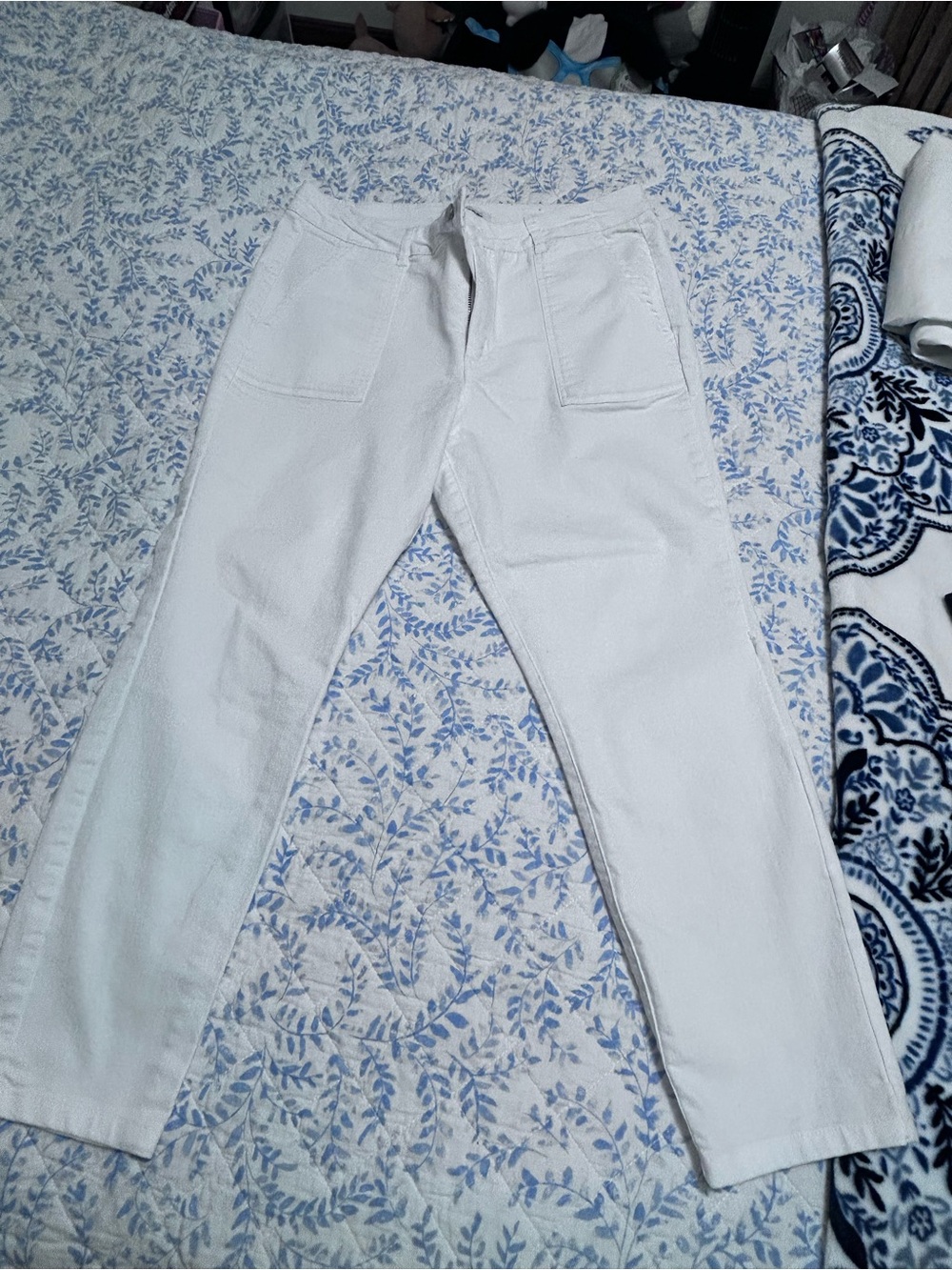 d. jeans White Straight-Leg Jeans